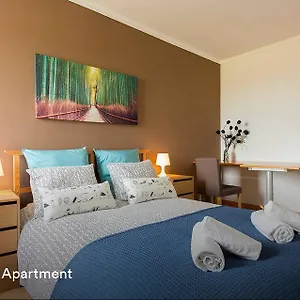 Cardoso Pires 2 Bedrooms Apt. Lisbona