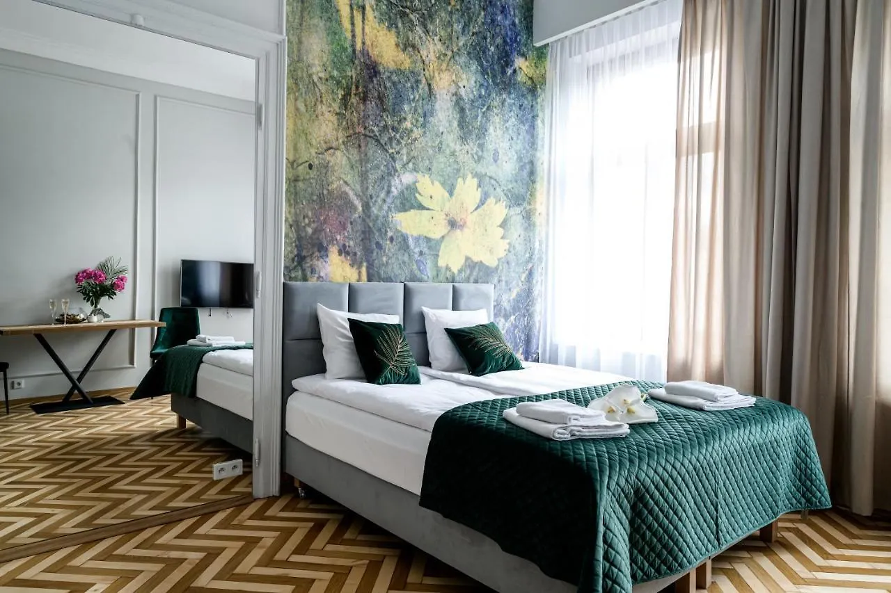 Arts Apartments - Krakow Old Town