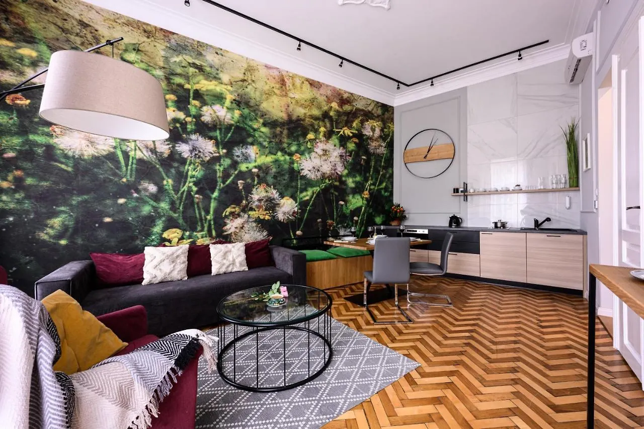 Arts Apartments - Krakow Old Town