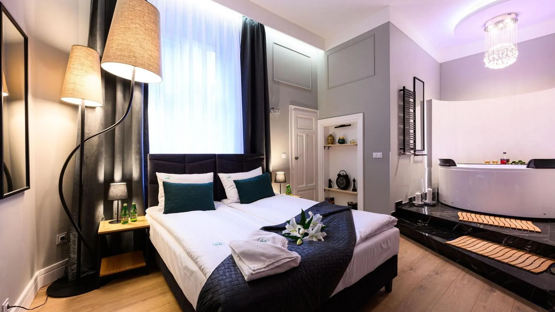 Arts Apartments - Krakow Old Town